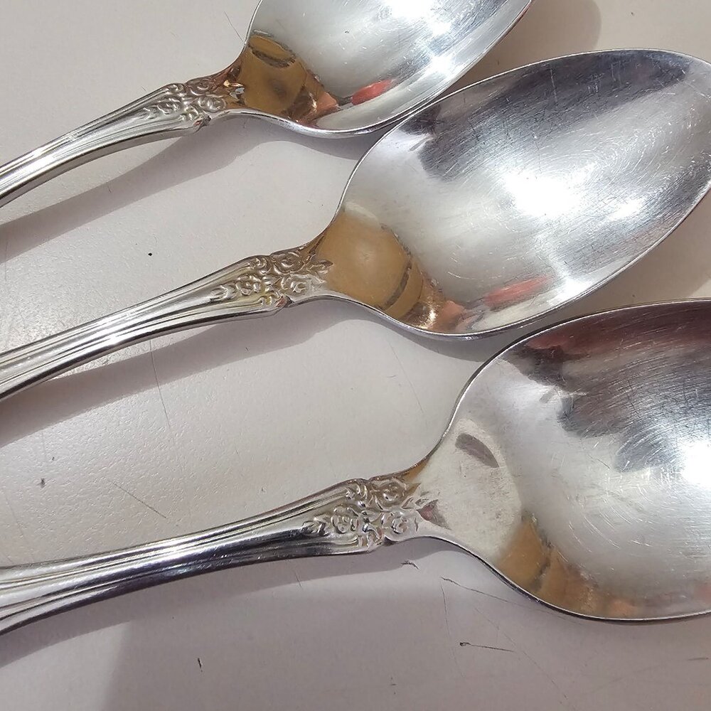 3 Oneida Renoir Pembrooke Teaspoon 6" spoon vtg stainless ornate intricate Flora - Picture 3 of 4